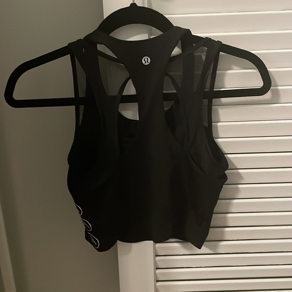 Lululemon crop top with built in bra - Picture 2 of 3